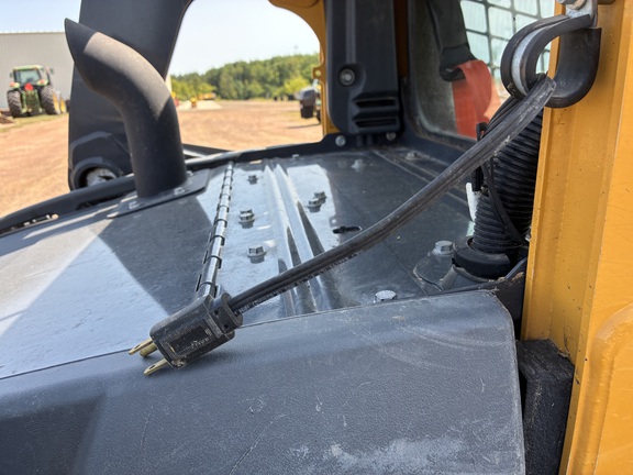 2018 John Deere 320G Skid Steer Loader