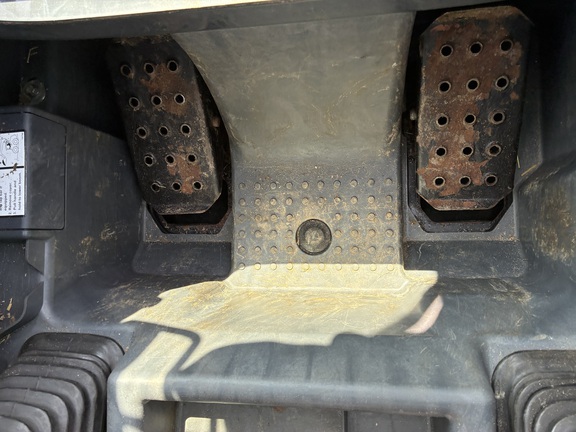 2018 John Deere 320G Skid Steer Loader