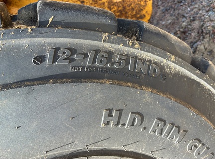 2018 John Deere 320G Skid Steer Loader