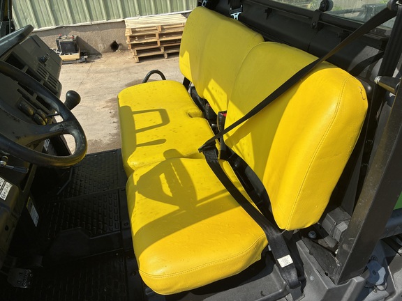 2021 John Deere XUV 835M ATV