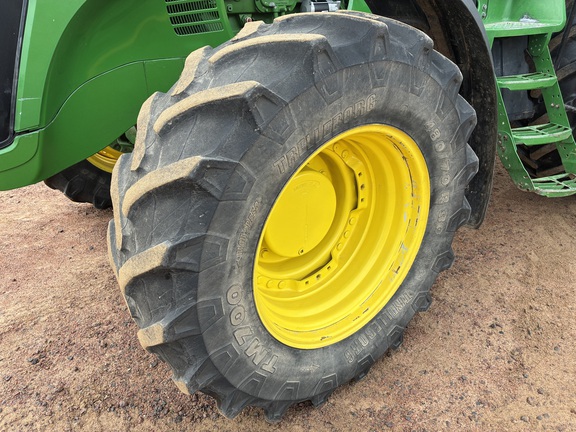 2005 John Deere 7920 Tractor