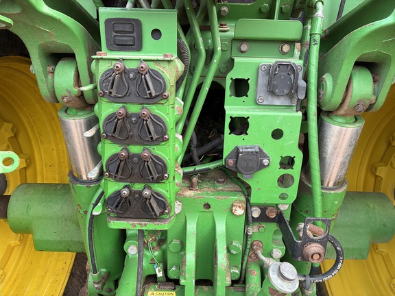 2005 John Deere 7920 Tractor