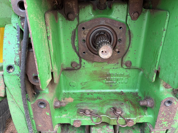 2005 John Deere 7920 Tractor