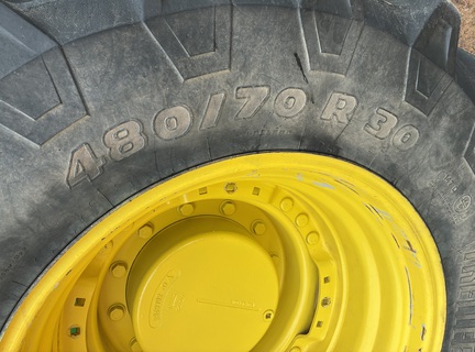 2005 John Deere 7920 Tractor