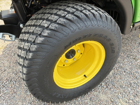2023 John Deere 1025R Tractor Compact