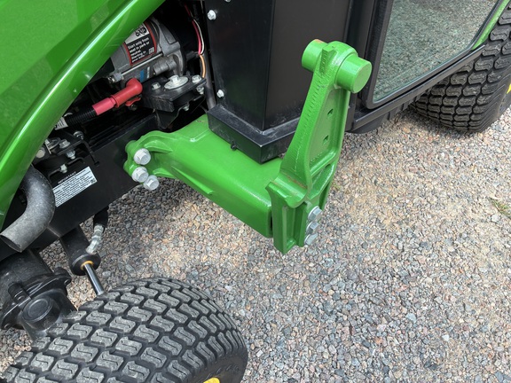 2023 John Deere 1025R Tractor Compact