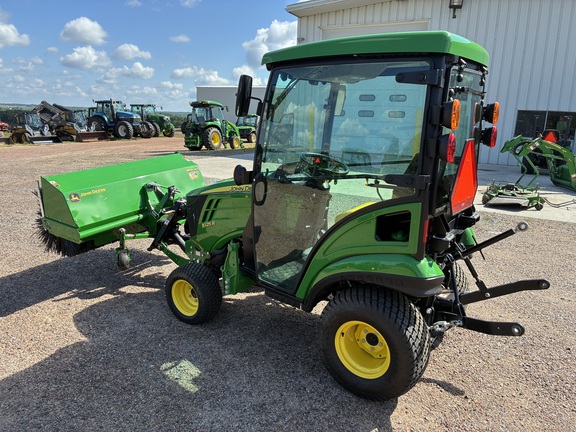 2023 John Deere 1025R Tractor Compact
