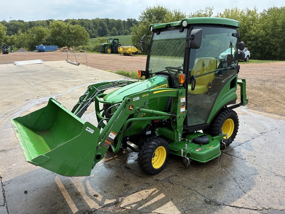 2024 John Deere 1025R Tractor Compact
