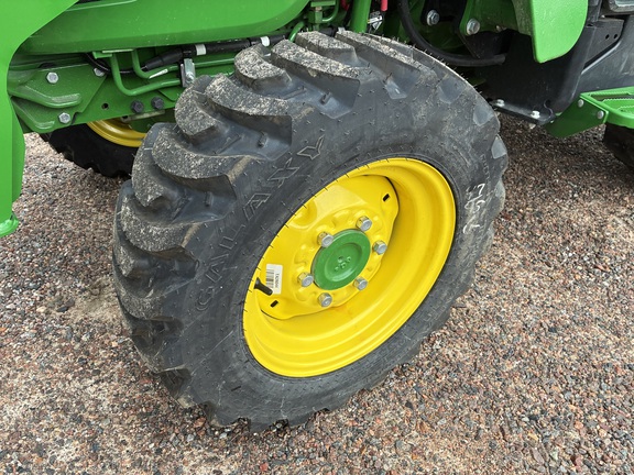 2025 John Deere 3039R Tractor Compact