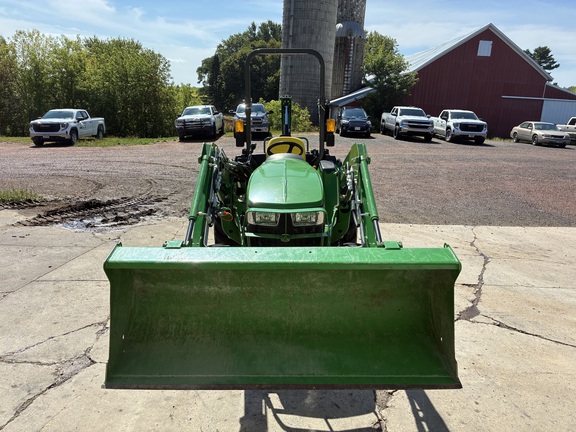 2024 John Deere 3032E Tractor Compact
