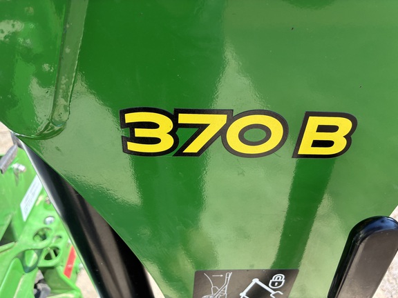2024 John Deere 3032E Tractor Compact