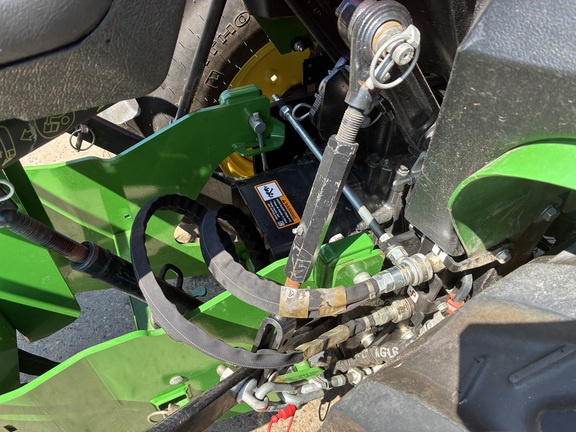 2024 John Deere 3032E Tractor Compact