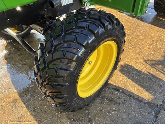 2024 John Deere 1025R Tractor Compact