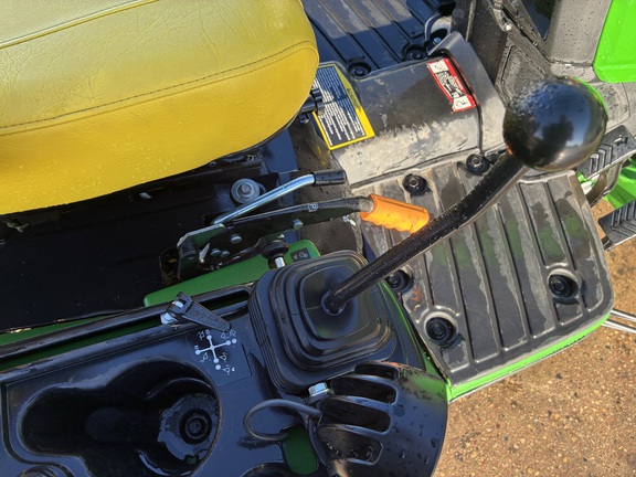 2024 John Deere 1025R Tractor Compact