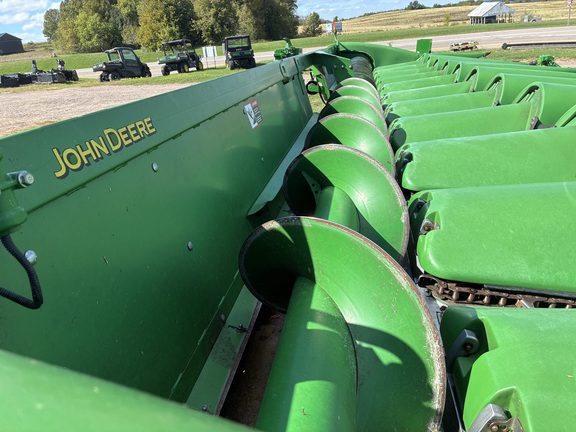 2013 John Deere 612C Header Corn Head