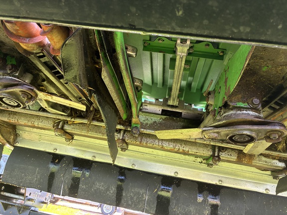 2013 John Deere 612C Header Corn Head