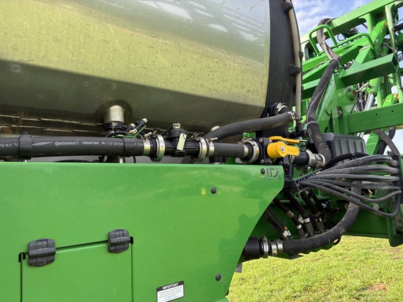 2023 John Deere 410R Sprayer/High Clearance