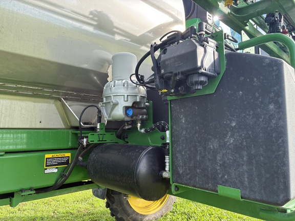 2023 John Deere 410R Sprayer/High Clearance