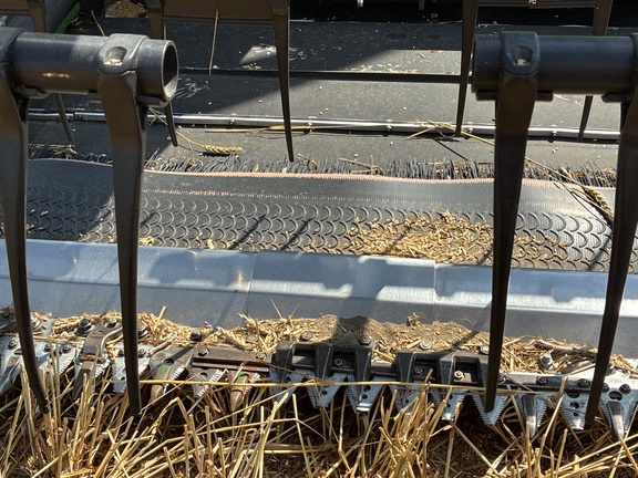 2013 John Deere 640FD Header Combine