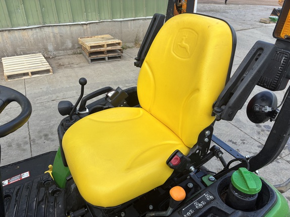 2020 John Deere 1025R Tractor Compact