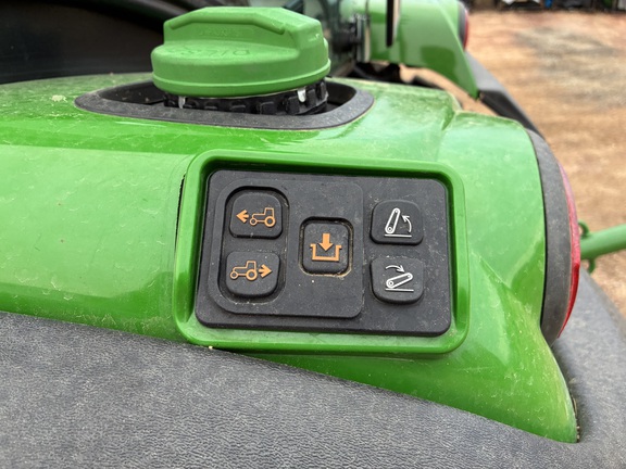 2023 John Deere 4066R Tractor Compact