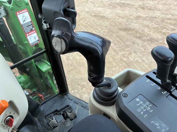 2023 John Deere 4066R Tractor Compact