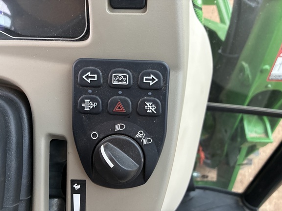 2023 John Deere 4066R Tractor Compact