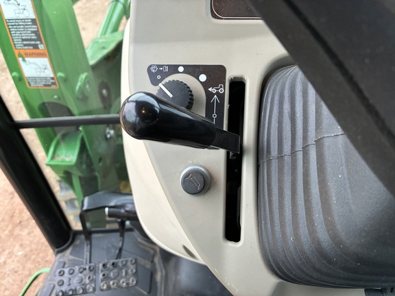 2023 John Deere 4066R Tractor Compact