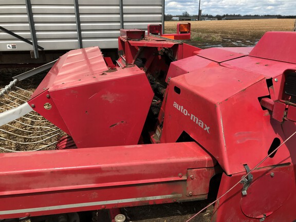 2003 Gehl 1085 Forage Harvester