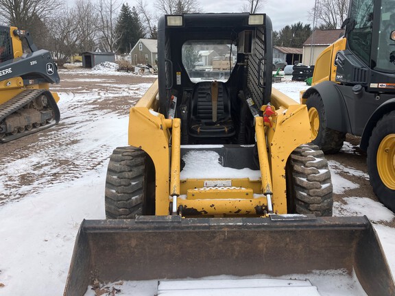 1999 John Deere 250 Skid Steer Loader