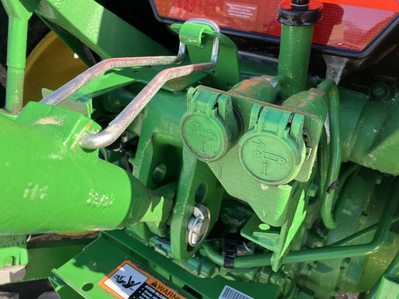 2024 John Deere 5075E Tractor