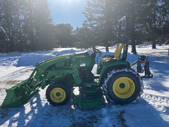 2015 John Deere 3039R Tractor Compact