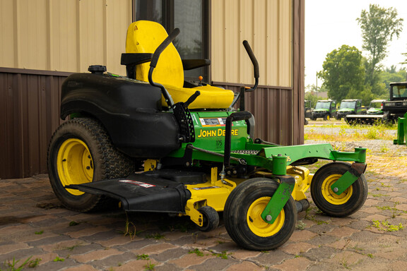 2015 John Deere Z655 Mower/Zero Turn