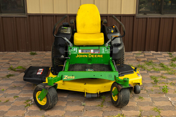 2015 John Deere Z655 Mower/Zero Turn