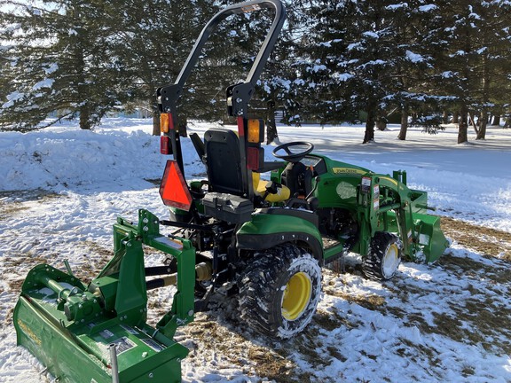 2021 John Deere 1025R Tractor Compact