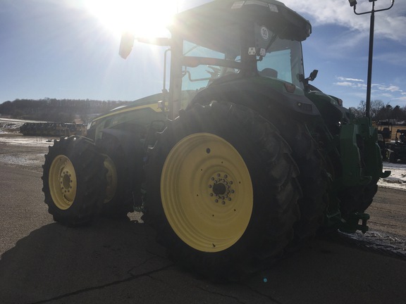 2023 John Deere 8R 370 Tractor