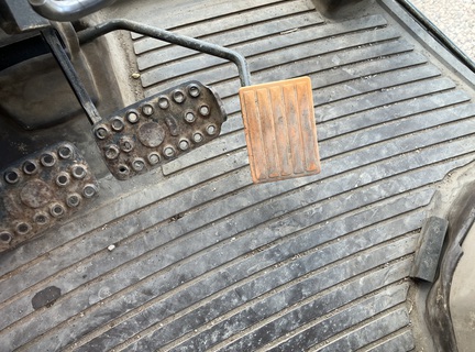 2004 John Deere 6420 Tractor