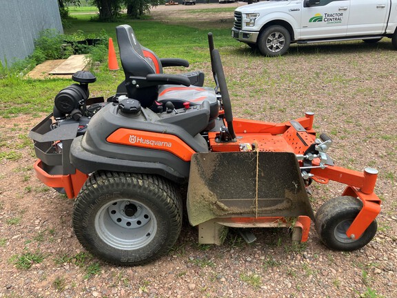 2024 Husqvarna Z554L Mower/Zero Turn