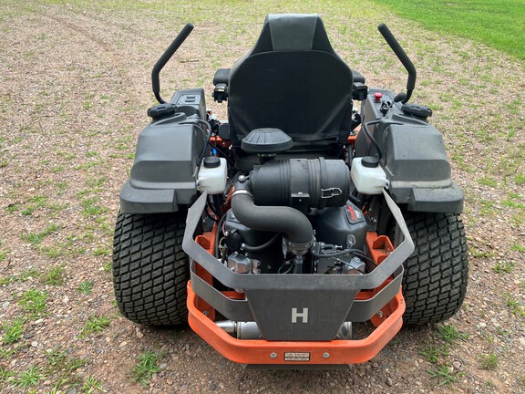 2024 Husqvarna Z554L Mower/Zero Turn