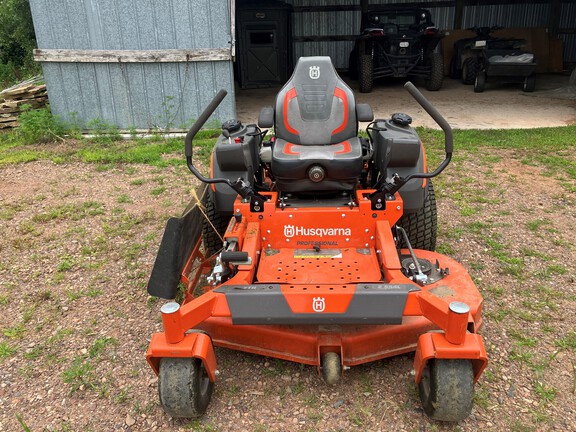 2024 Husqvarna Z554L Mower/Zero Turn