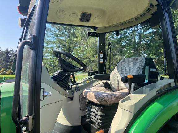 2019 John Deere 4066R Tractor Compact