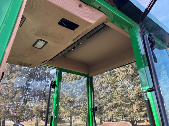 1999 John Deere 5210 Tractor