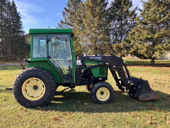 1999 John Deere 5210 Tractor
