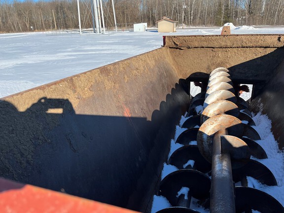 2015 Meyers 8720 Manure Spreader