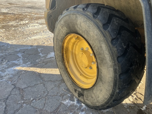 2021 John Deere 344L Compact Utility Loader