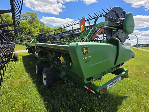 2019 John Deere 735FD Header Combine
