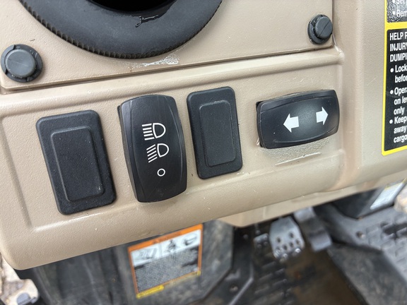 2020 John Deere XUV 835R ATV