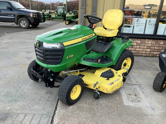 2015 John Deere X734 Garden Tractor