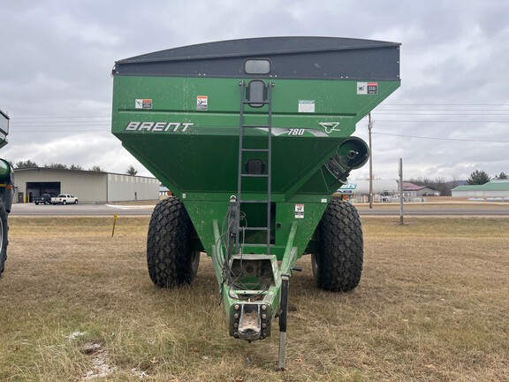 2008 Brent 780 Grain Cart