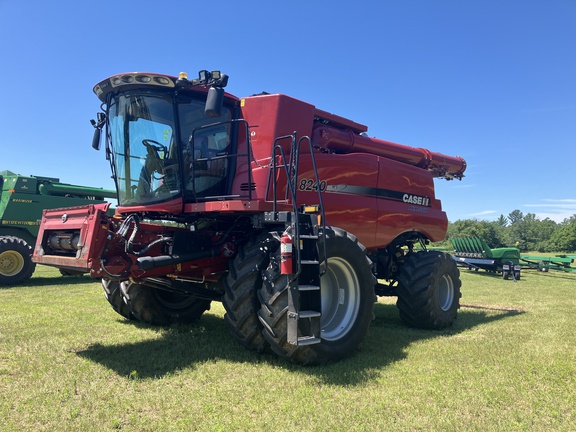 2018 Case IH 8240 Combine